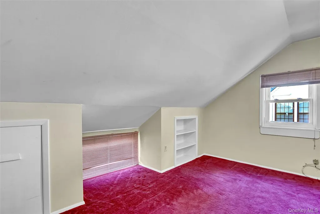 29 Walnut Lane Hicksville NY 11801