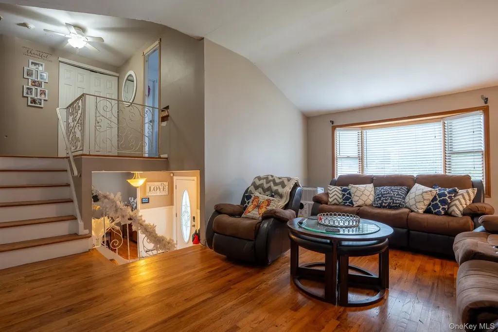 59 Riviera Drive Selden NY 11784