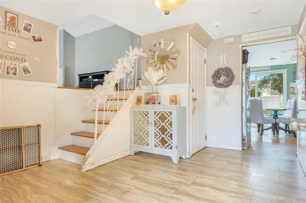 59 Riviera Drive Selden NY 11784