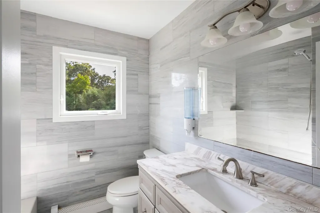 218 Wavecrest Drive Mastic Beach NY 11951
