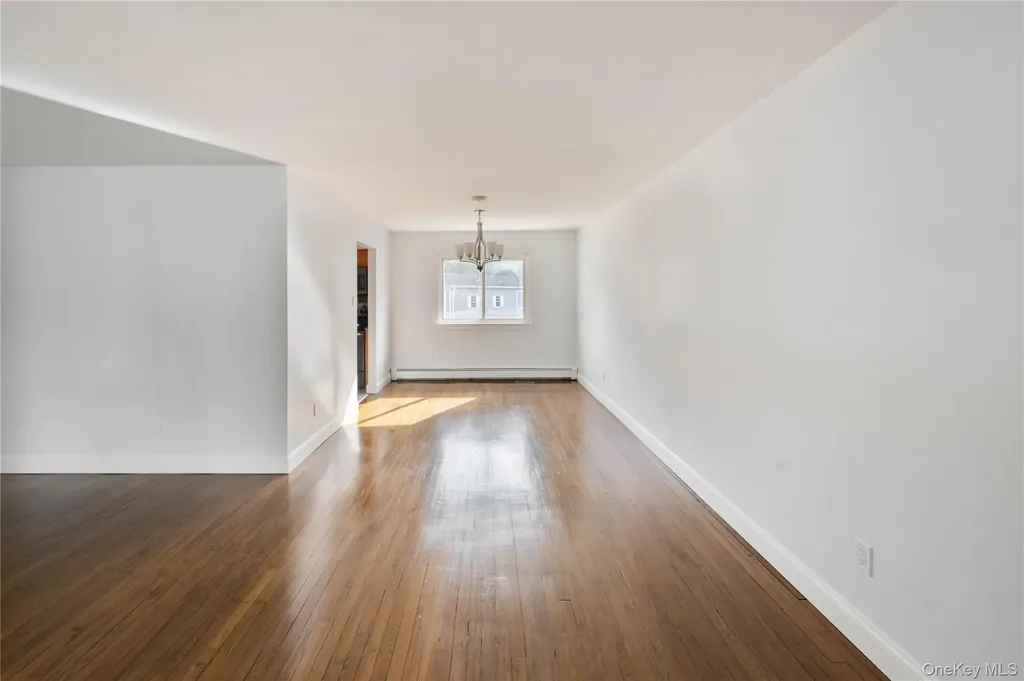 218 Wavecrest Drive Mastic Beach NY 11951