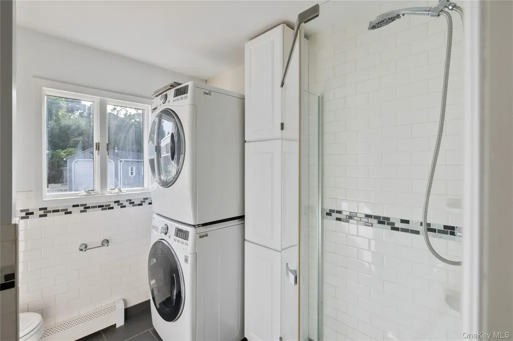 218 Wavecrest Drive Mastic Beach NY 11951