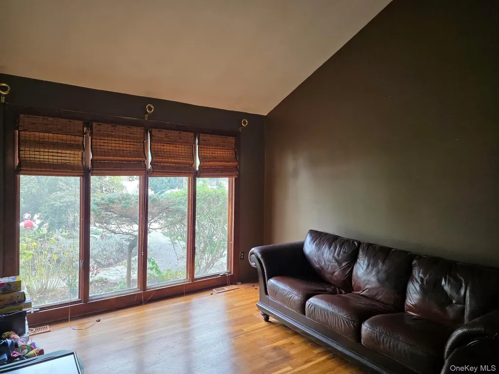 3106 Devon Avenue Medford NY 11763