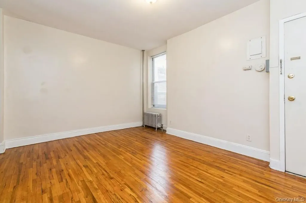 41-32 53rd Street Flushing NY 11377
