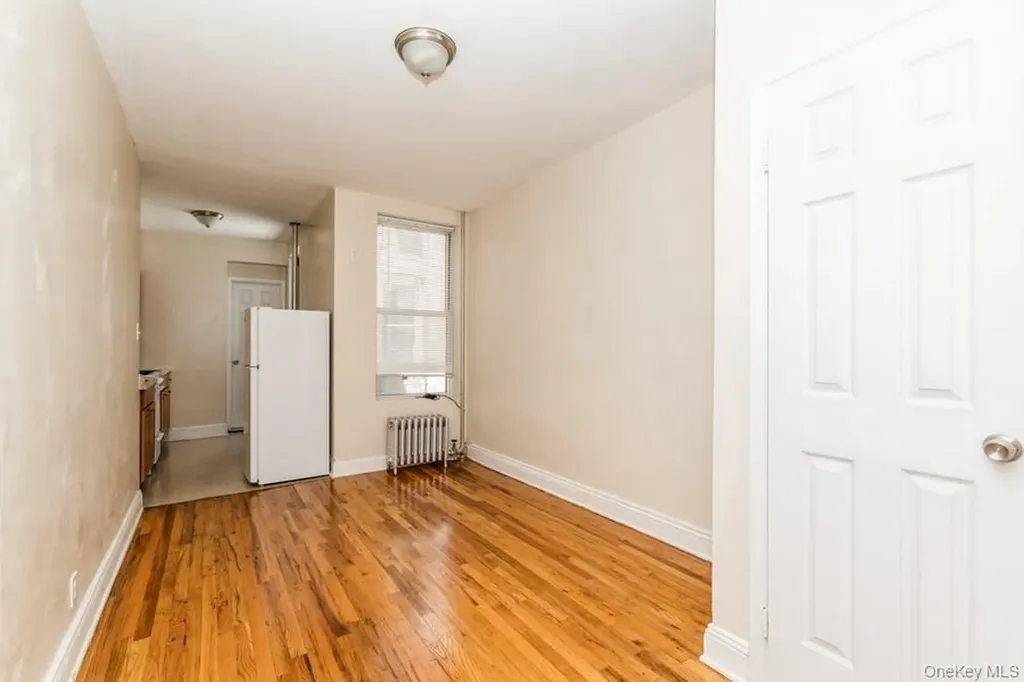41-32 53rd Street Flushing NY 11377