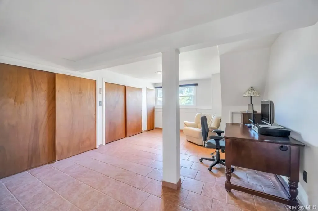 1399 Ackerson Boulevard Bay Shore NY 11706
