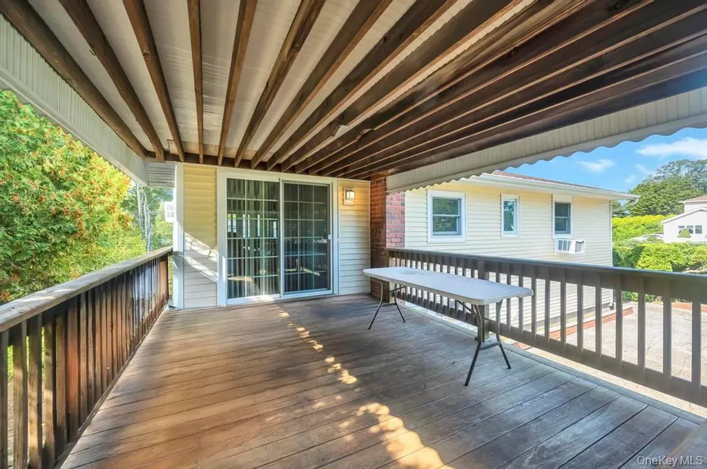 1399 Ackerson Boulevard Bay Shore NY 11706