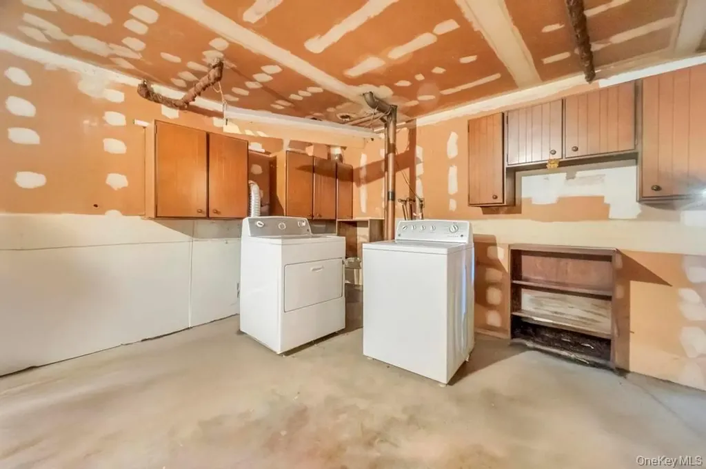 1399 Ackerson Boulevard Bay Shore NY 11706