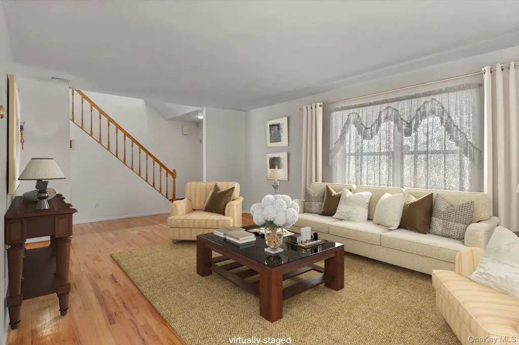 8 Jacqueline Drive Manorville NY 11949