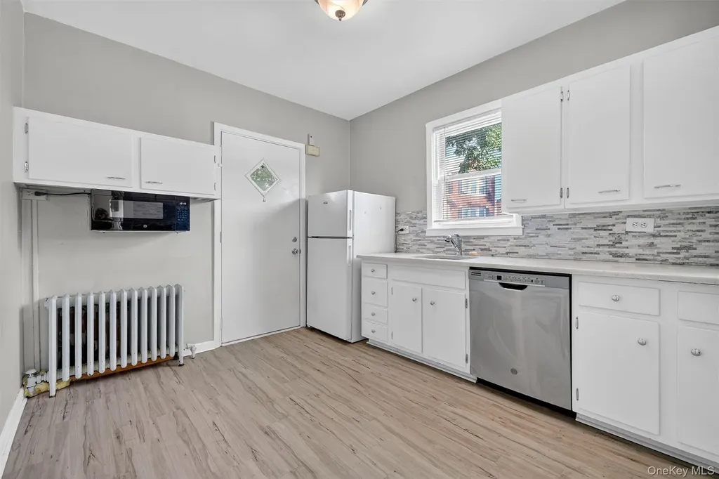 1451 Cornell Place Bronx NY 10461