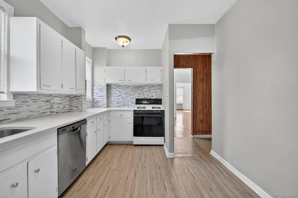 1451 Cornell Place Bronx NY 10461
