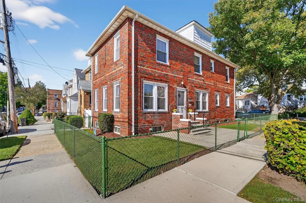 1451 Cornell Place Bronx NY 10461