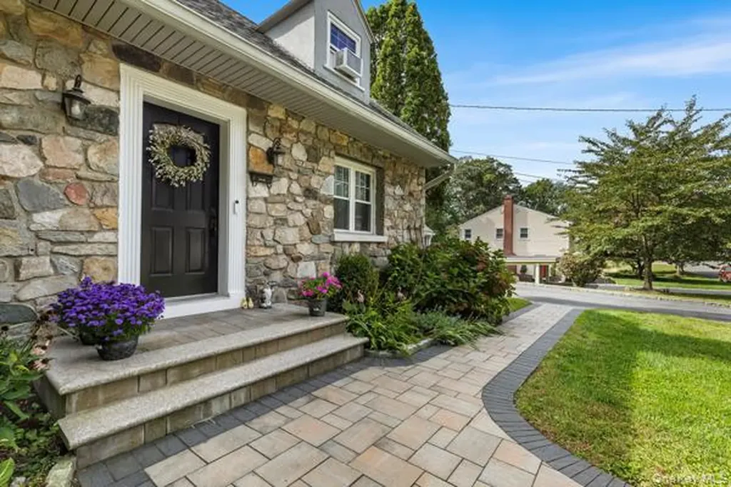 1475 Elm Street Peekskill NY 10566