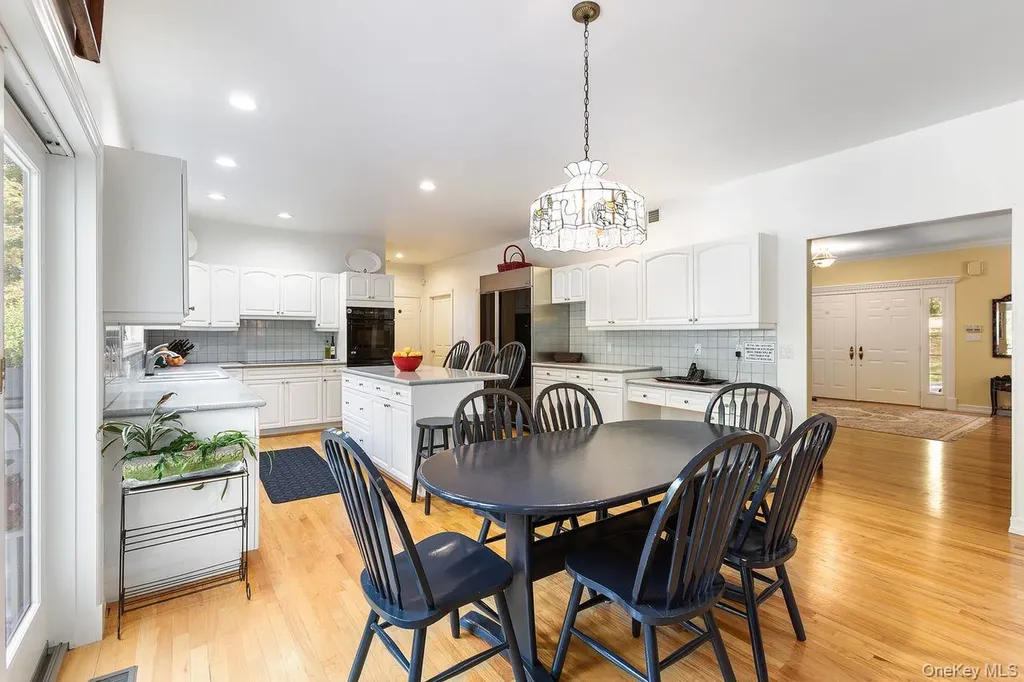17 Brundige Drive Goldens Bridge NY 10526