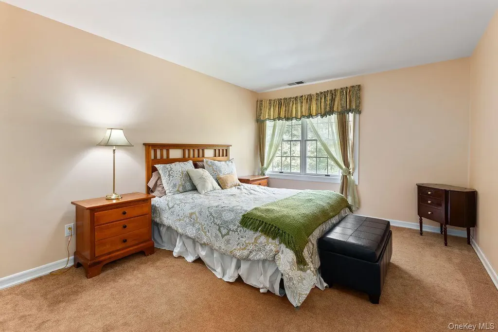 17 Brundige Drive Goldens Bridge NY 10526