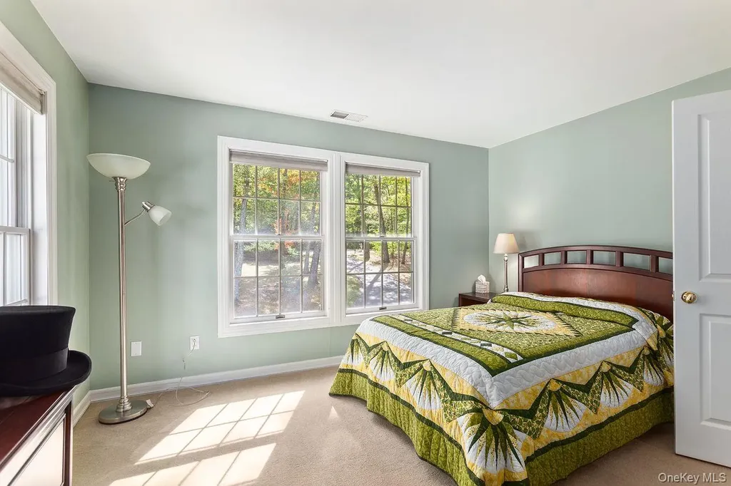 17 Brundige Drive Goldens Bridge NY 10526