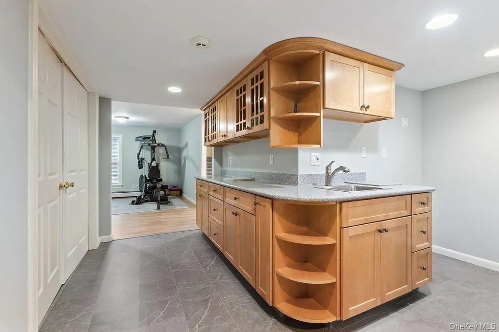 17 Brundige Drive Goldens Bridge NY 10526