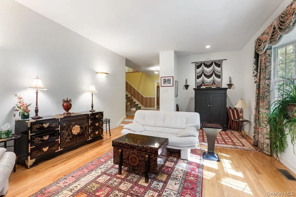 17 Brundige Drive Goldens Bridge NY 10526