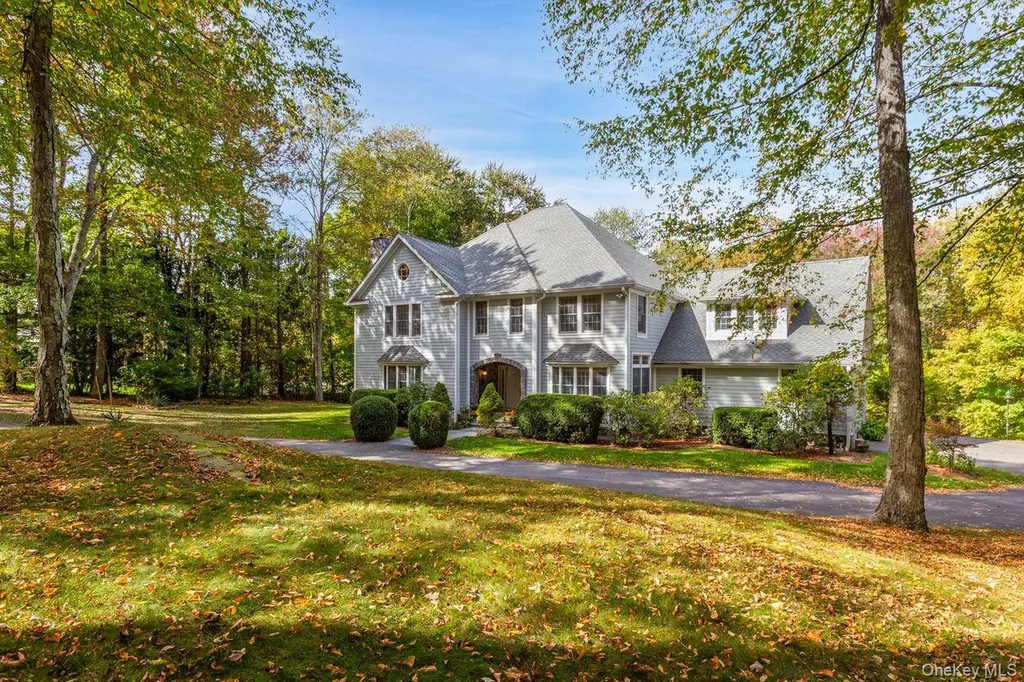 17 Brundige Drive Goldens Bridge NY 10526
