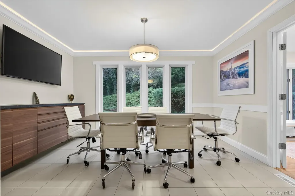 634 Park Avenue Huntington NY 11743