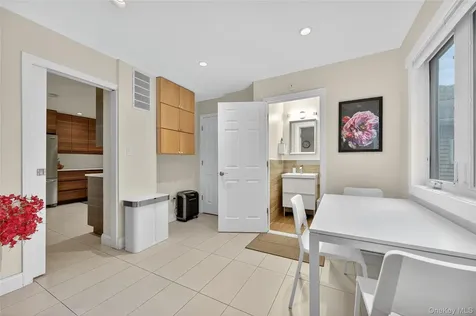 634 Park Avenue Huntington NY 11743