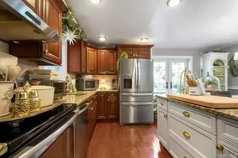 12 Philipse Road Carmel NY 10512