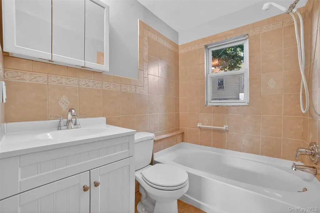 23 Mansion Avenue Yonkers NY 10704