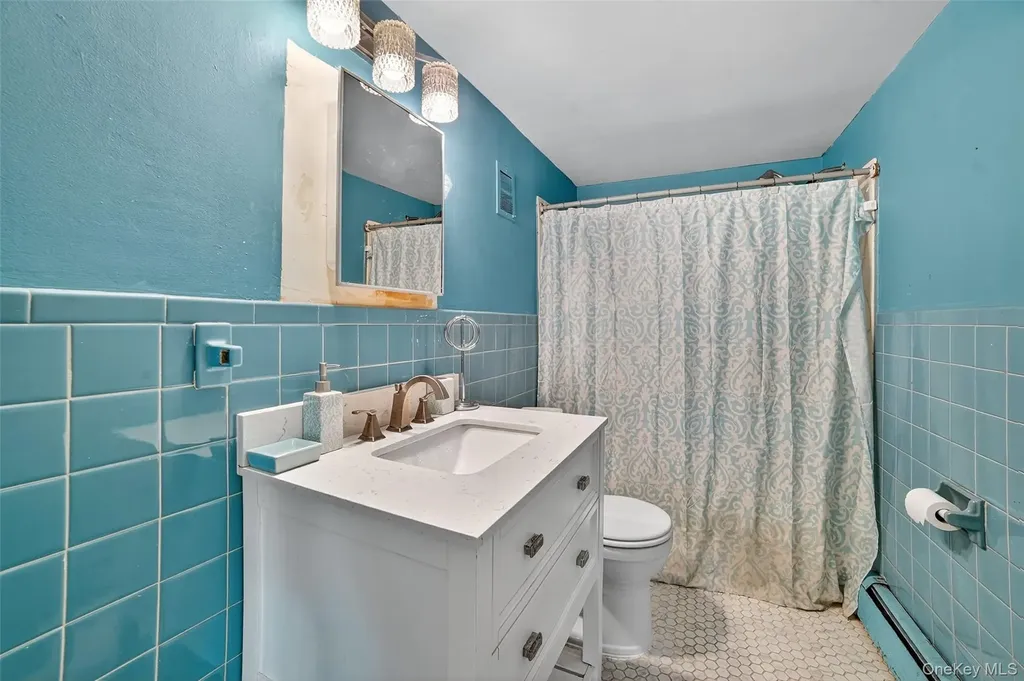 23 Mansion Avenue Yonkers NY 10704