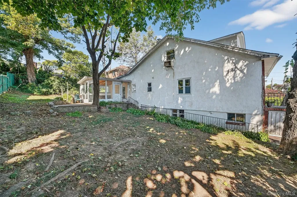23 Mansion Avenue Yonkers NY 10704
