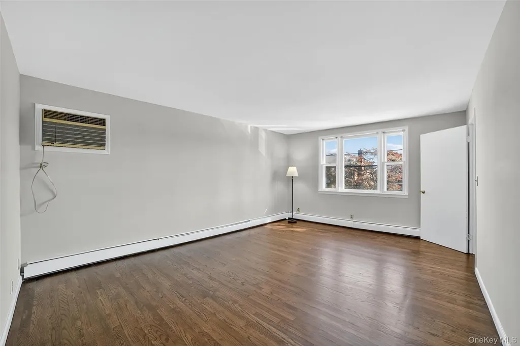 23 Mansion Avenue Yonkers NY 10704