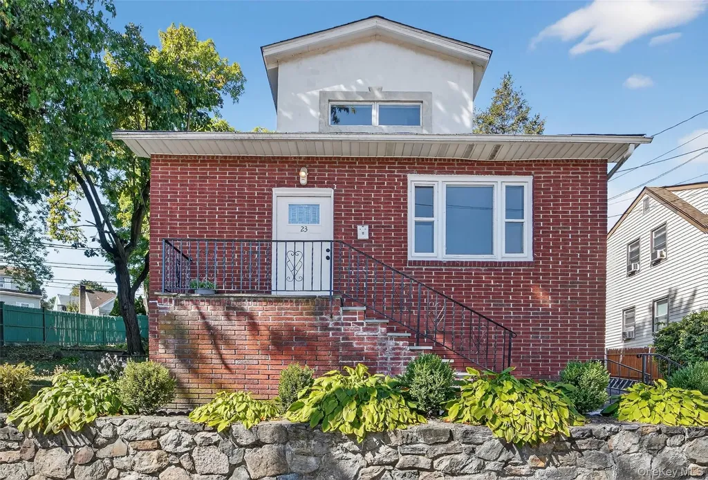23 Mansion Avenue Yonkers NY 10704