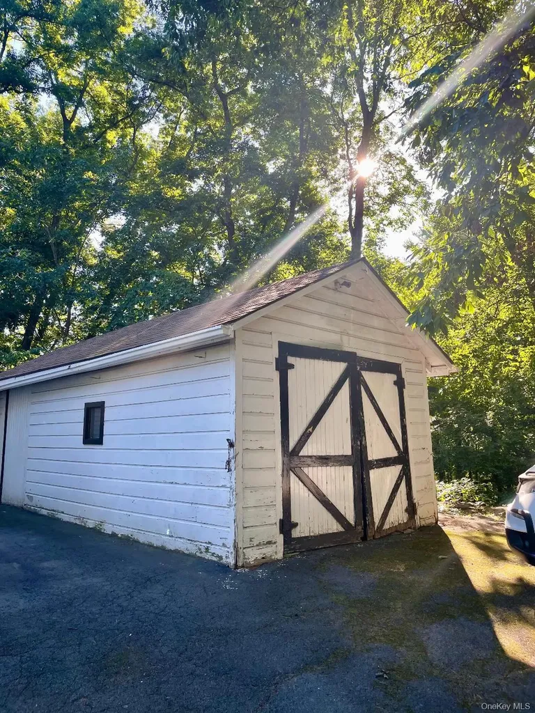 129 Gypsy Point Road Catskill NY 12414