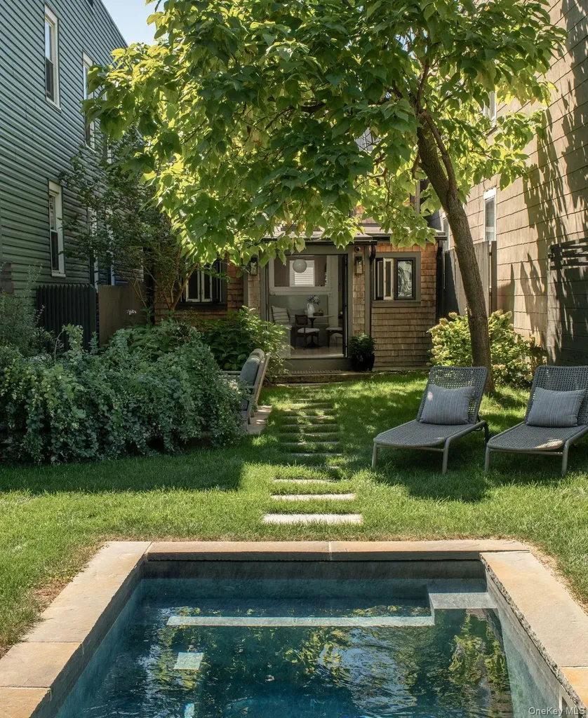 342 State Street Hudson NY 12534