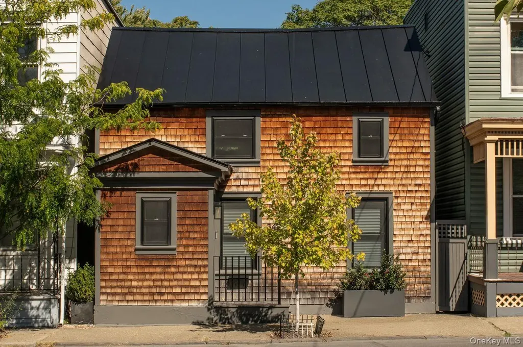 342 State Street Hudson NY 12534