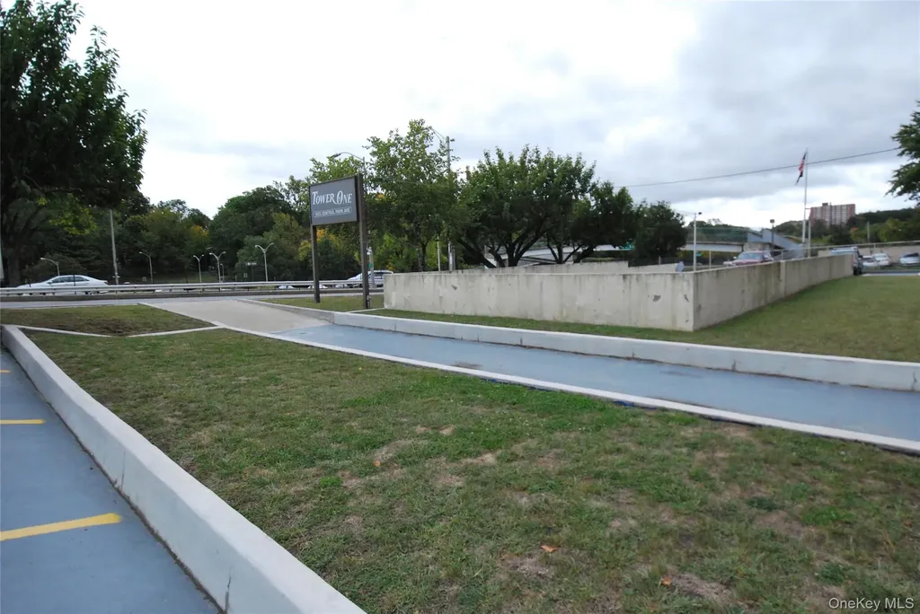 1523 Central Park Avenue Yonkers NY 10710