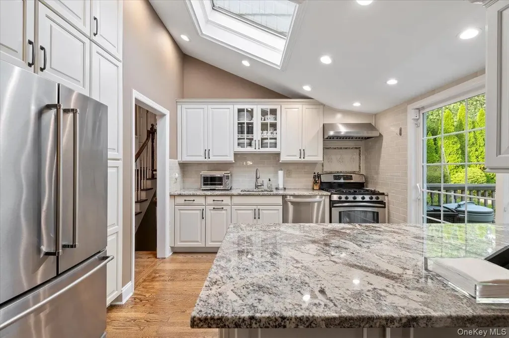 9 Flint Lane Jericho NY 11753