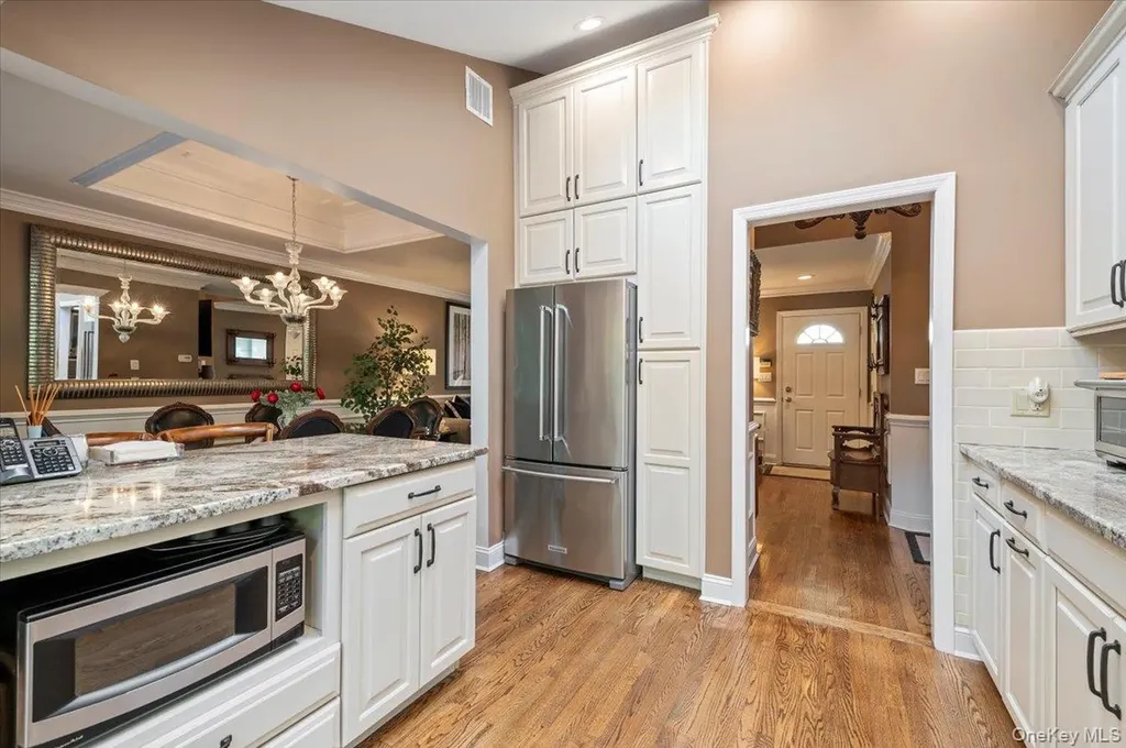 9 Flint Lane Jericho NY 11753