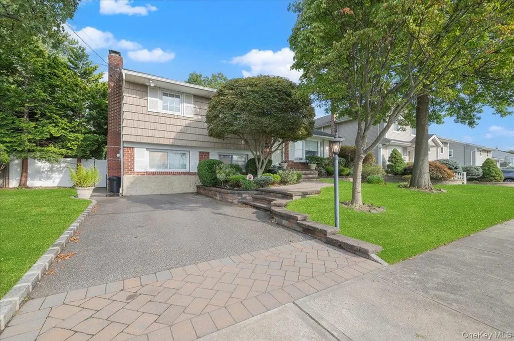 9 Flint Lane Jericho NY 11753