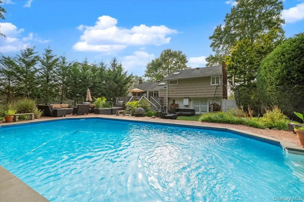 9 Flint Lane Jericho NY 11753