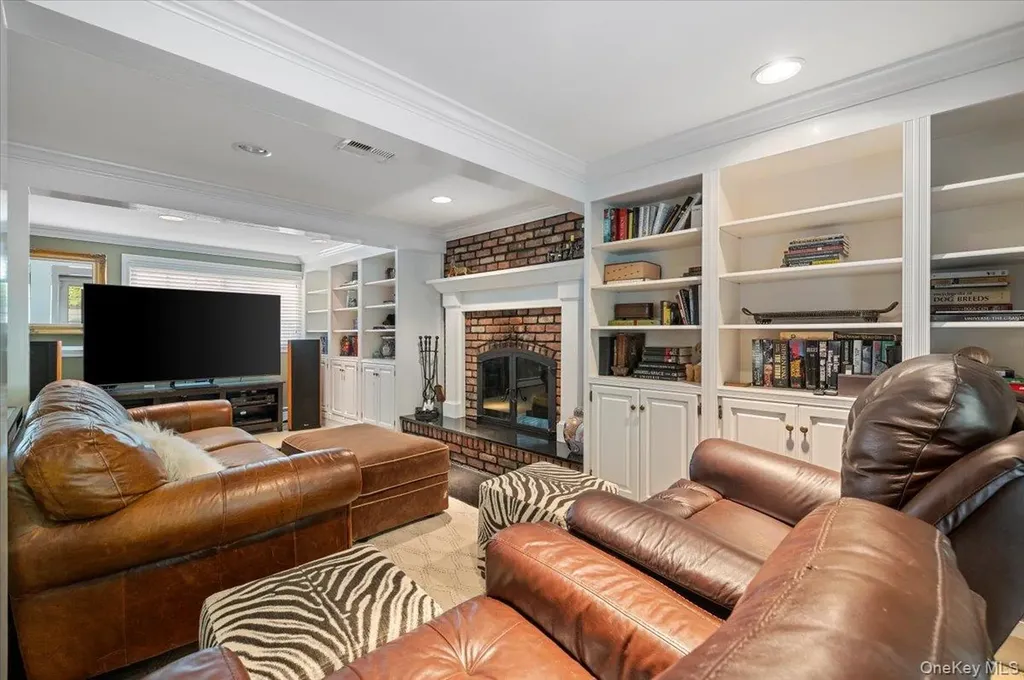 9 Flint Lane Jericho NY 11753