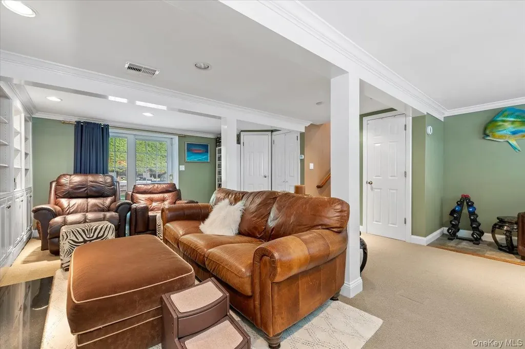 9 Flint Lane Jericho NY 11753