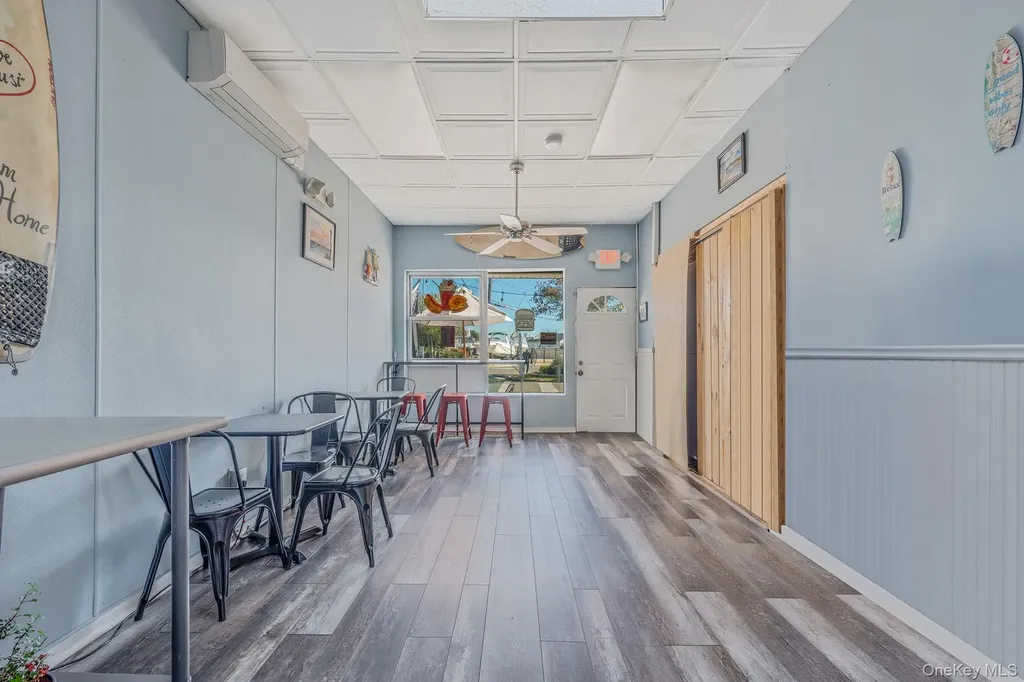504 Fire Island Avenue Babylon NY 11702