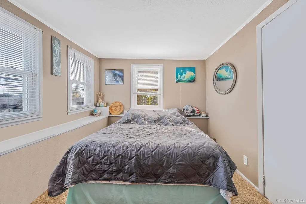 504 Fire Island Avenue Babylon NY 11702