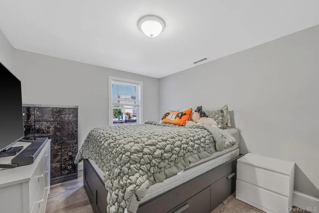 504 Fire Island Avenue Babylon NY 11702