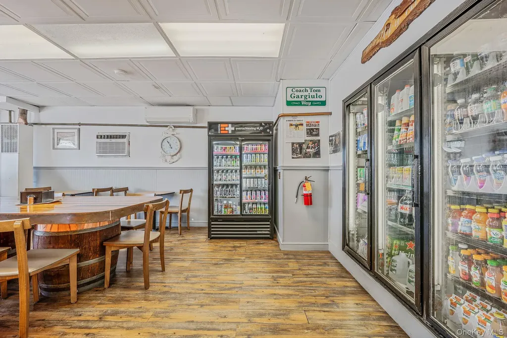 504 Fire Island Avenue Babylon NY 11702