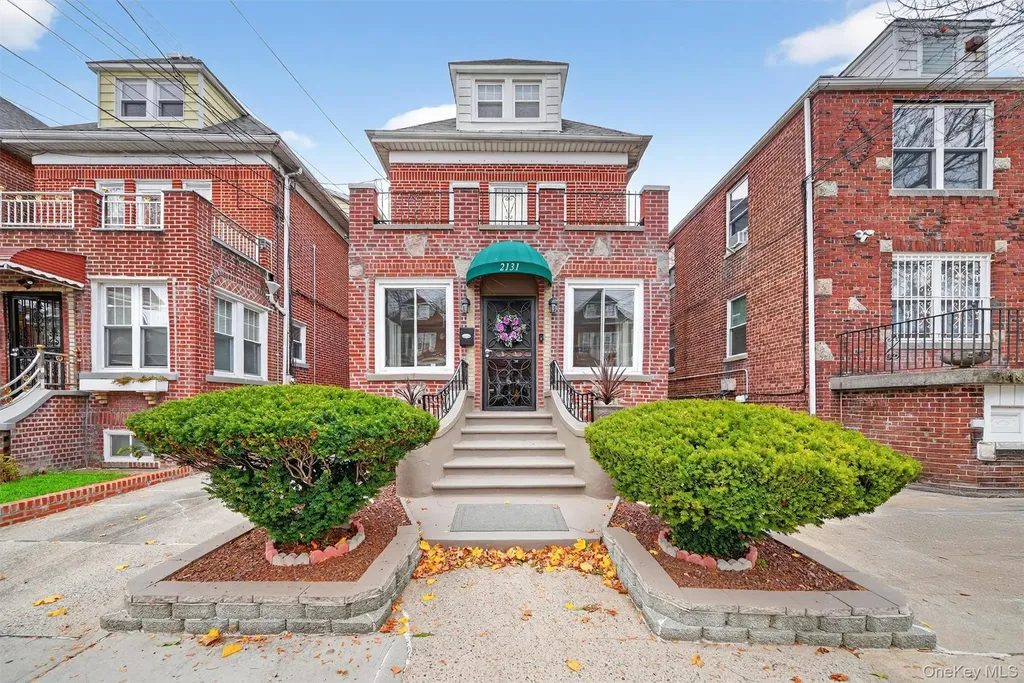 2131 Lurting Avenue Bronx NY 10461