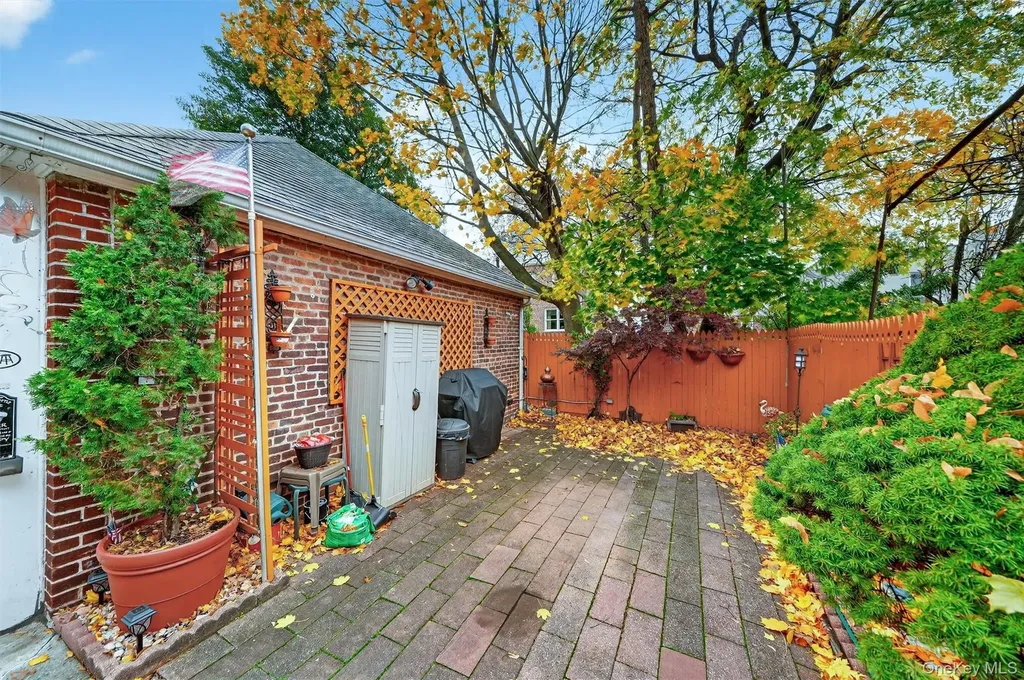 2131 Lurting Avenue Bronx NY 10461