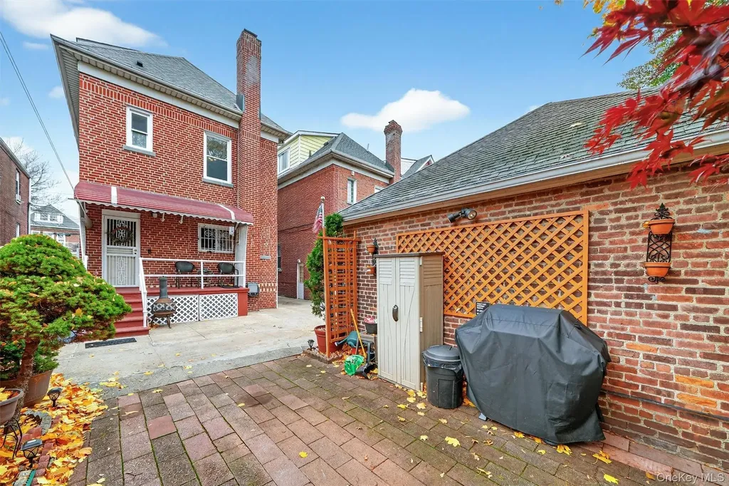 2131 Lurting Avenue Bronx NY 10461