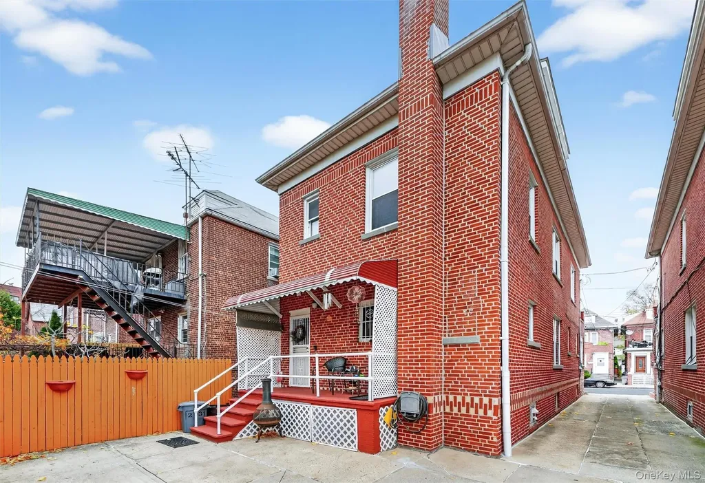 2131 Lurting Avenue Bronx NY 10461