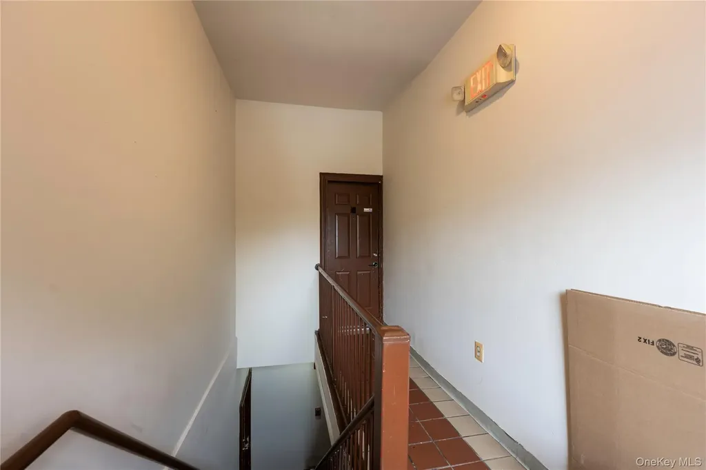 279 S Broadway Yonkers NY 10705